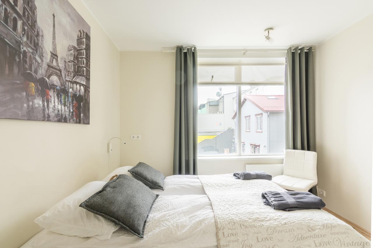 Acco Town Square Apartments Akureyri Buitenkant foto
